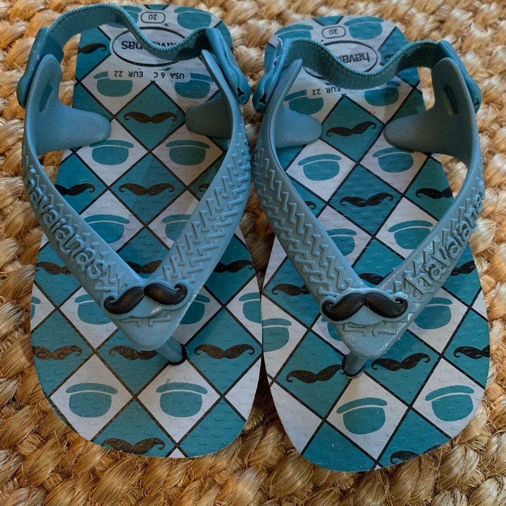 Havaianas Boys Mustache Flip Flops Size 6C